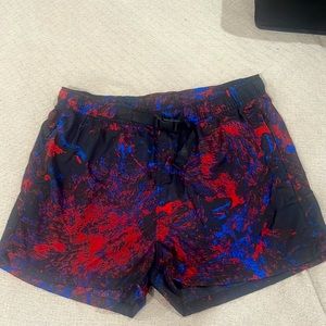 Carhartt WIP Women’s Terrain Short - L - black satellite print - barely used